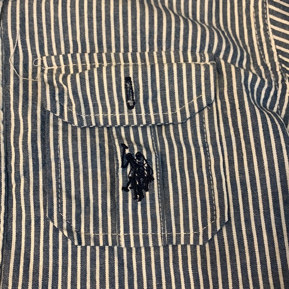 EUC Boys U.S. Polo Assn. Short Sleeve Oxford Green and White Size 8 - Picture 3 of 5